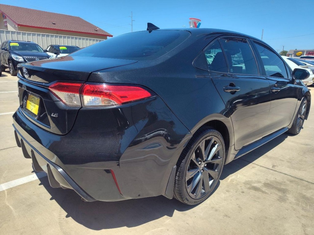 2022 Toyota Corolla Image 4