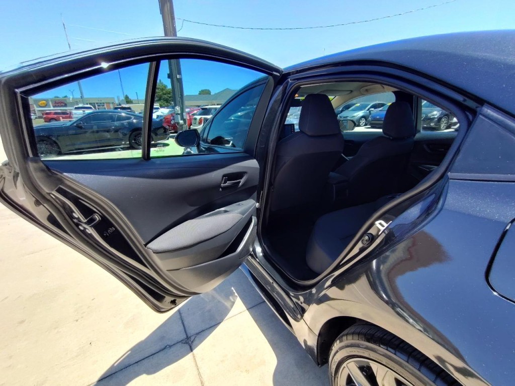 2022 Toyota Corolla Image 25