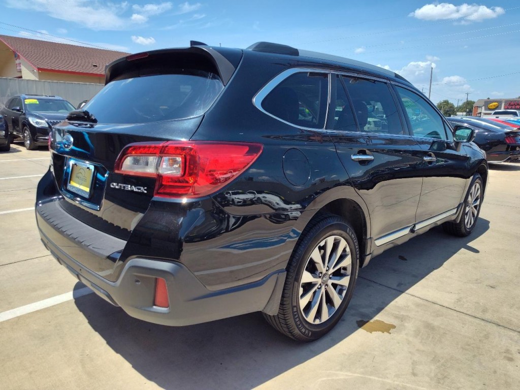 2019 Subaru Outback Image 4