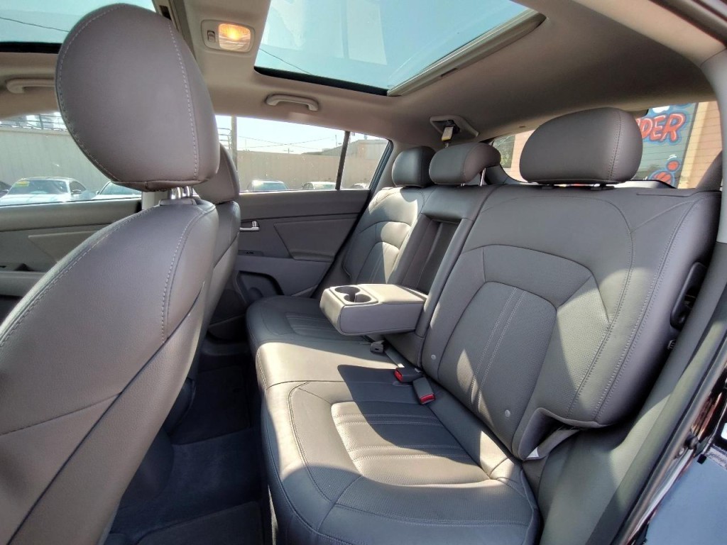2016 Kia Sportage Image 32