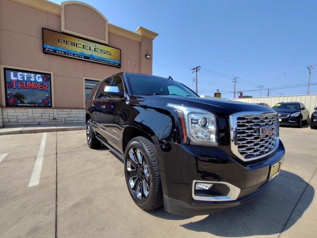 2019 GMC Yukon Image 2