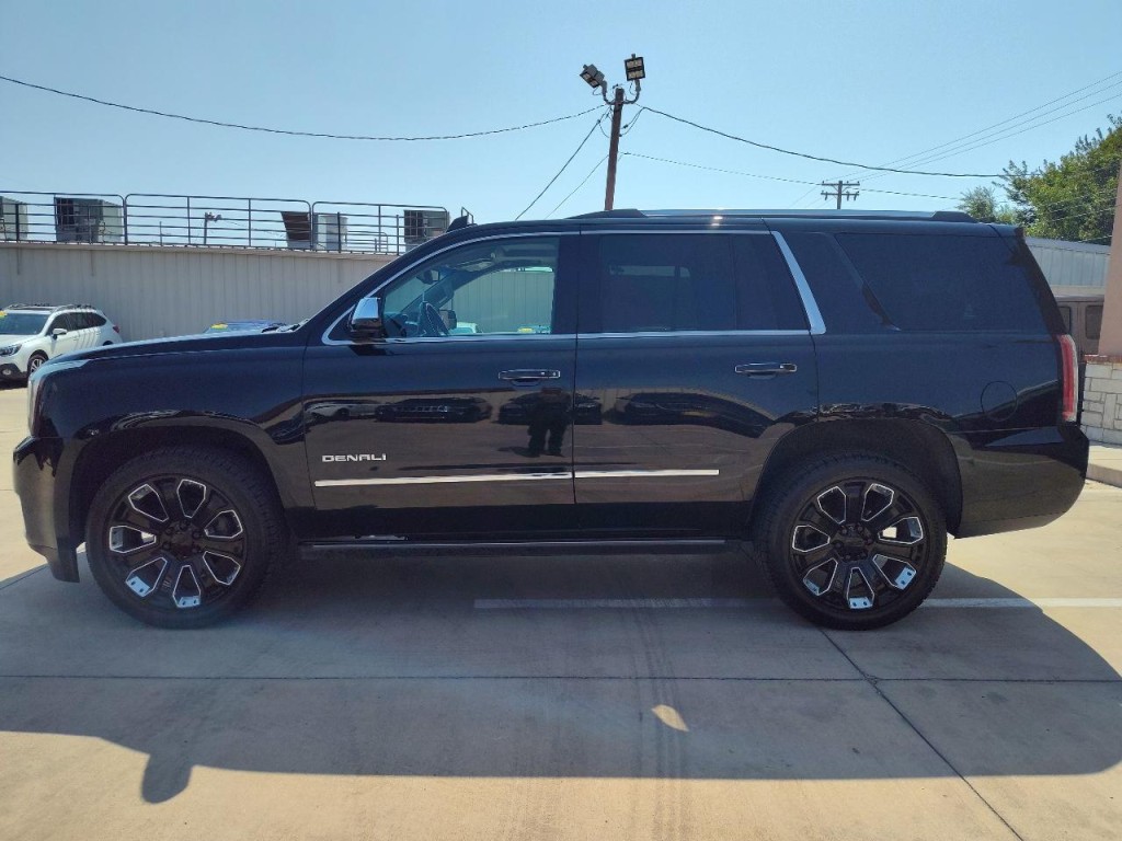 2019 GMC Yukon Image 7
