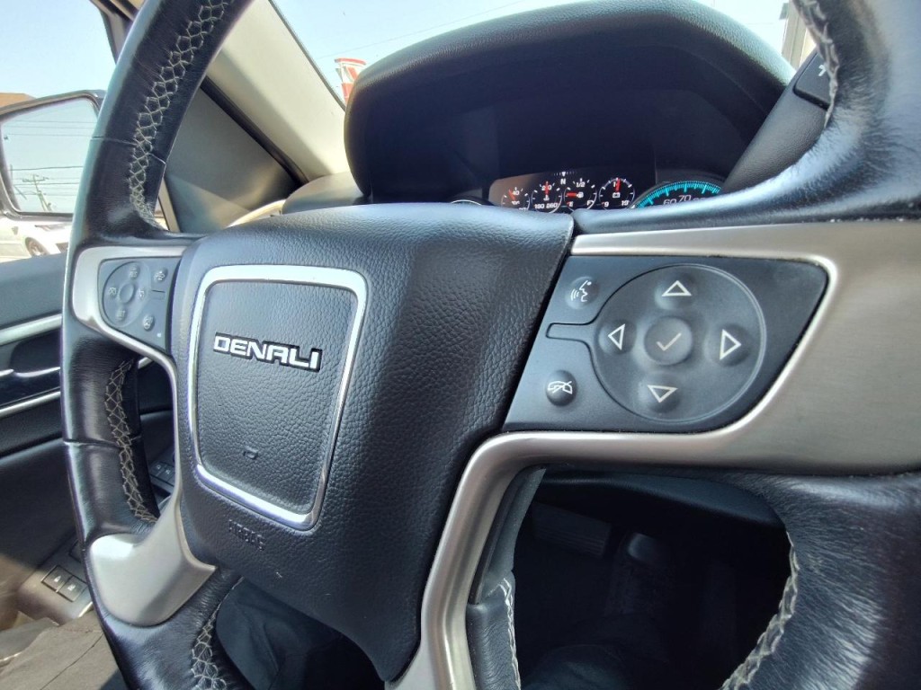 2019 GMC Yukon Image 23