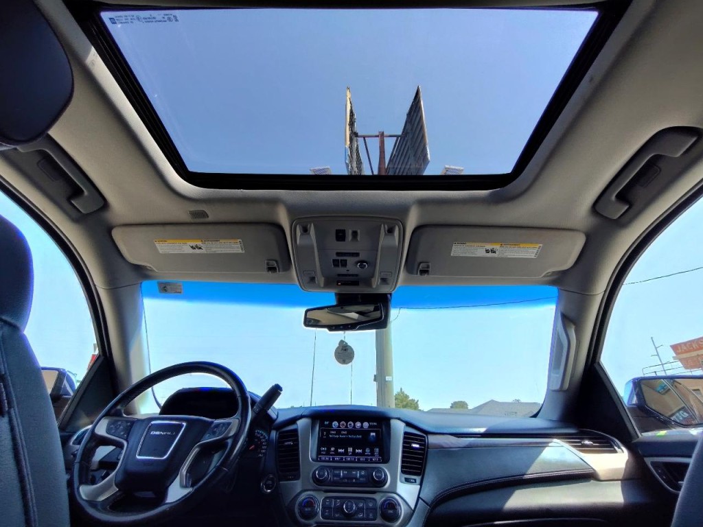2019 GMC Yukon Image 38