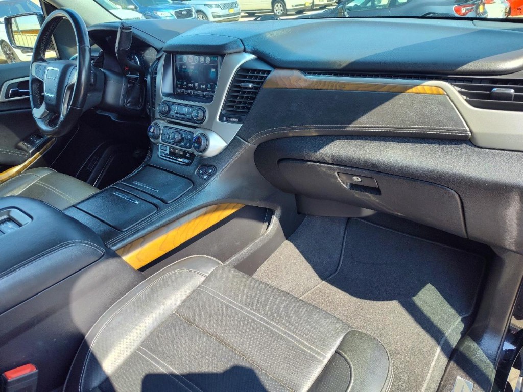 2019 GMC Yukon Image 48
