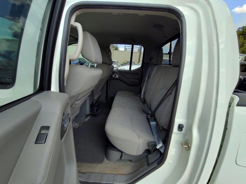 2017 Nissan Frontier Image 29