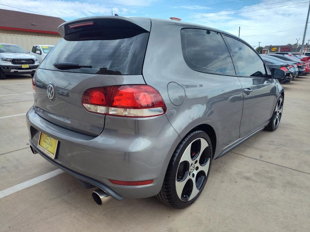 2012 Volkswagen GTI Image 4