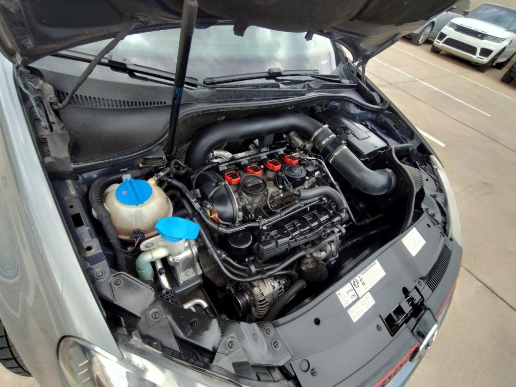 2012 Volkswagen GTI Image 13