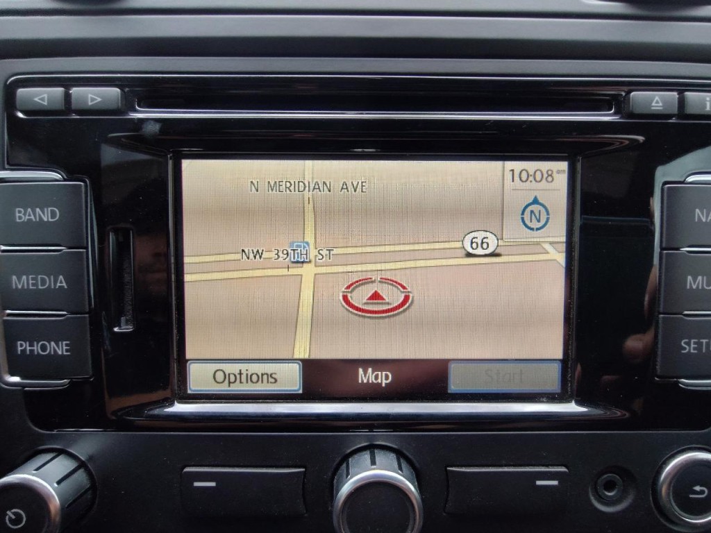 2012 Volkswagen GTI Image 26