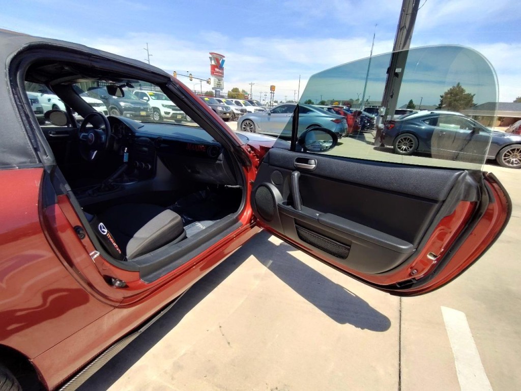 2012 Mazda MX-5 Miata Image 36