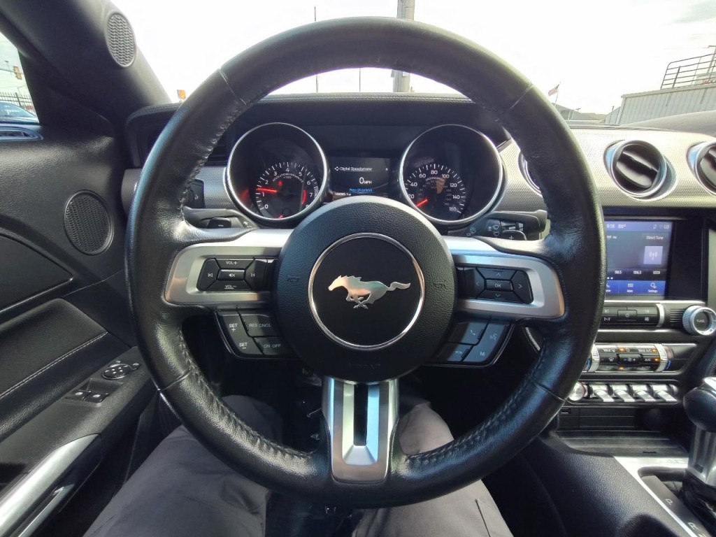 2020 Ford Mustang Image 15