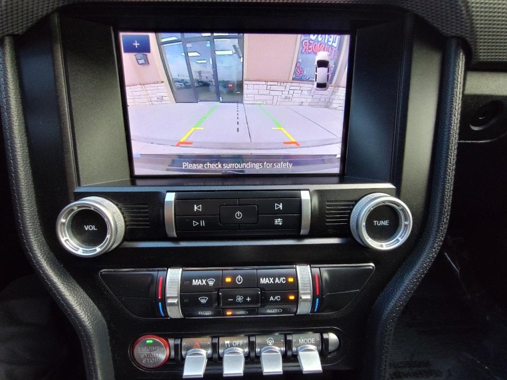 2020 Ford Mustang Image 20