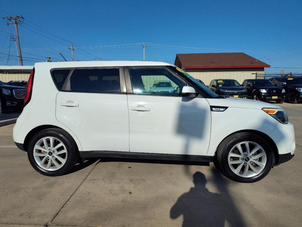 2018 Kia Soul Image 3