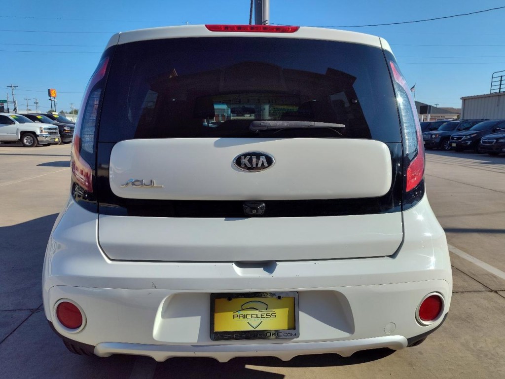 2018 Kia Soul Image 5