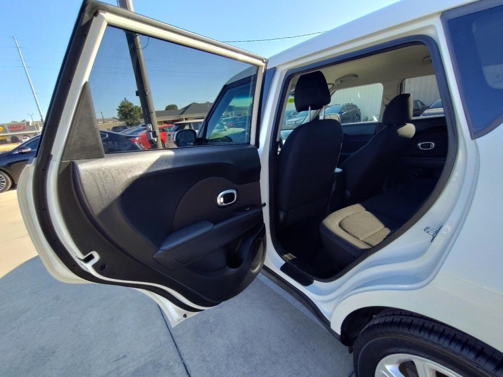 2018 Kia Soul Image 29