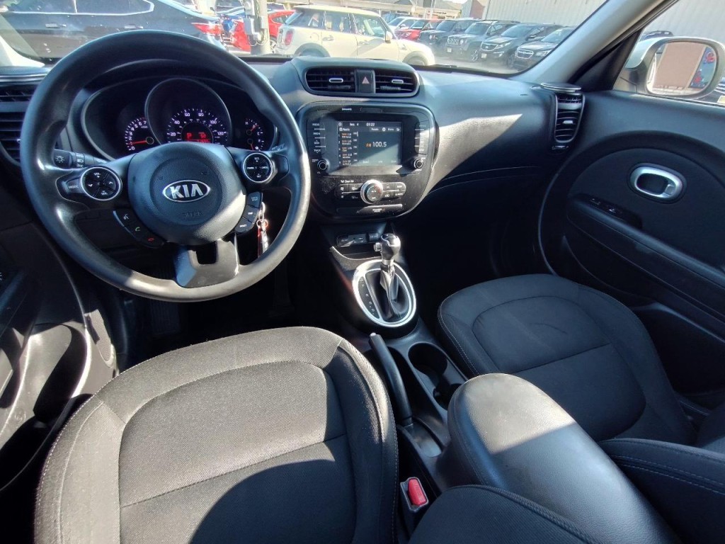2018 Kia Soul Image 34