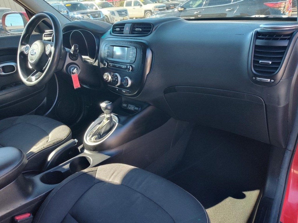 2016 Kia Soul Image 40