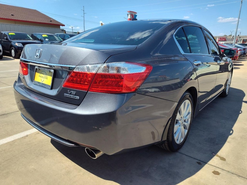 2013 Honda Accord Image 4