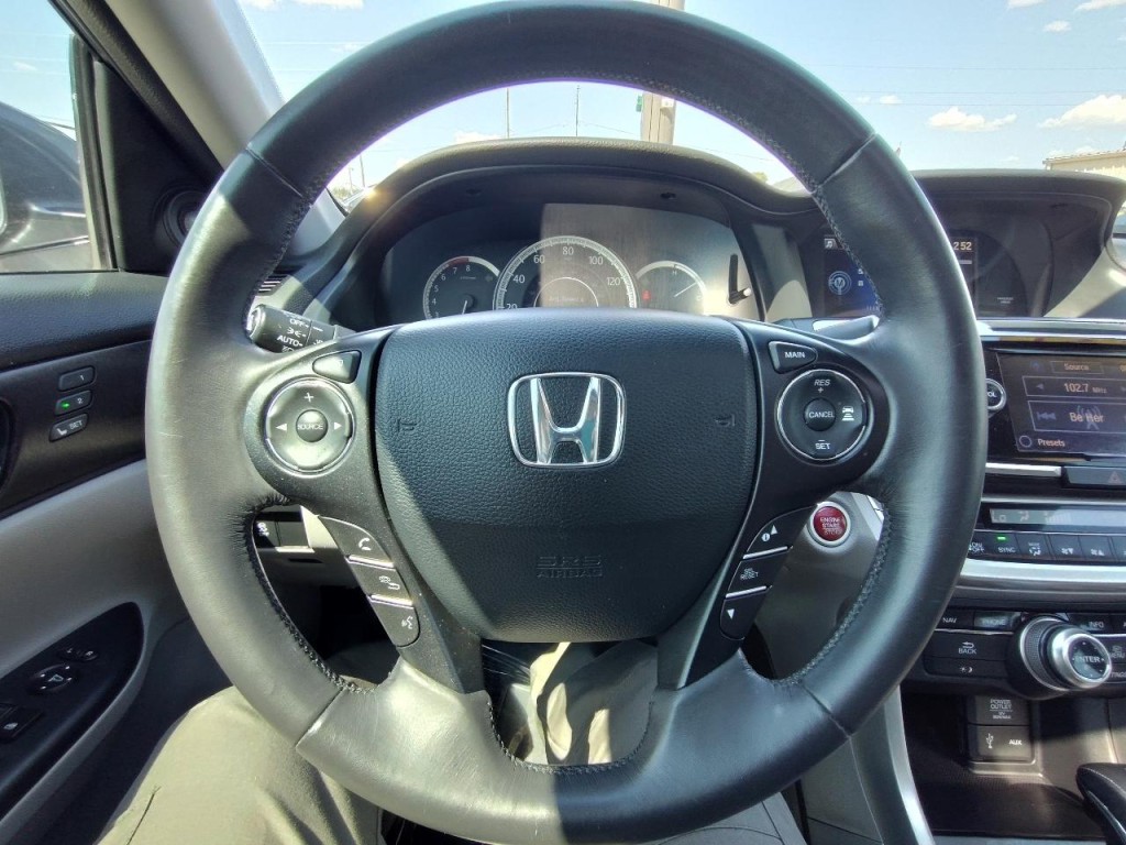 2013 Honda Accord Image 18