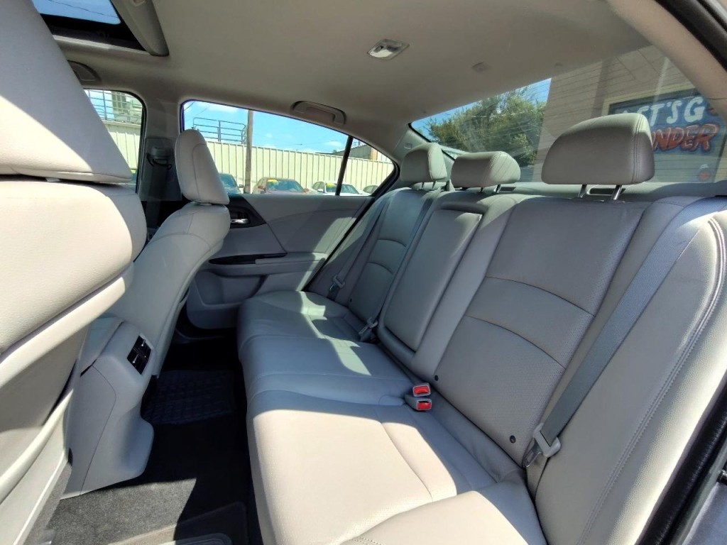 2013 Honda Accord Image 34