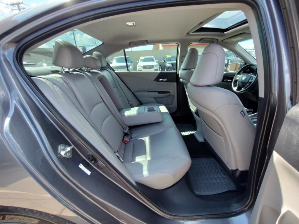 2013 Honda Accord Image 39