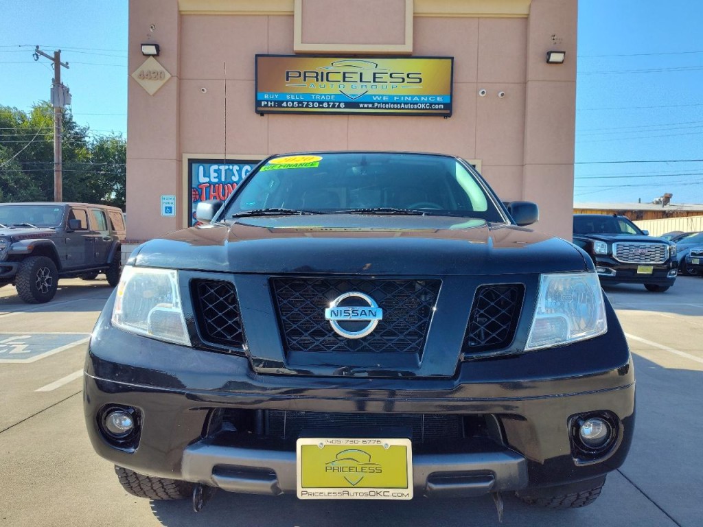 2020 Nissan Frontier Image 9