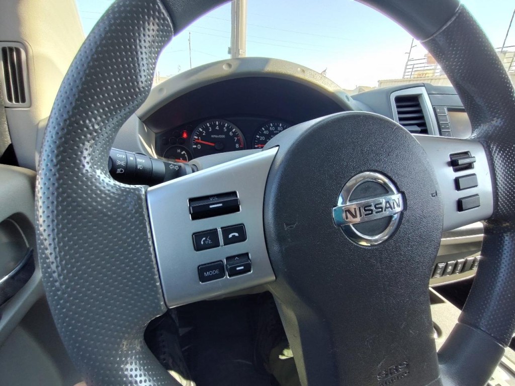2020 Nissan Frontier Image 19