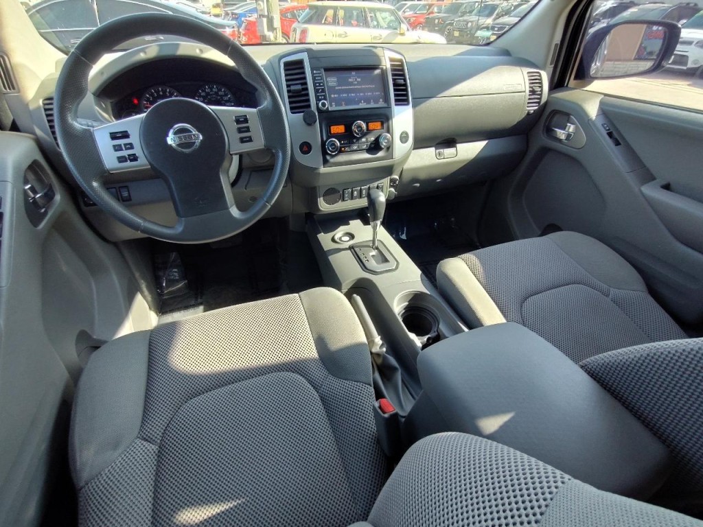 2020 Nissan Frontier Image 31