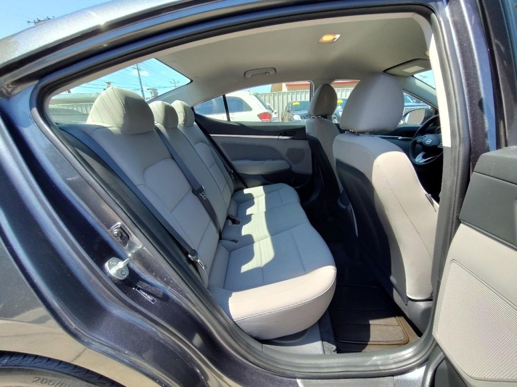 2020 Hyundai Elantra Image 33