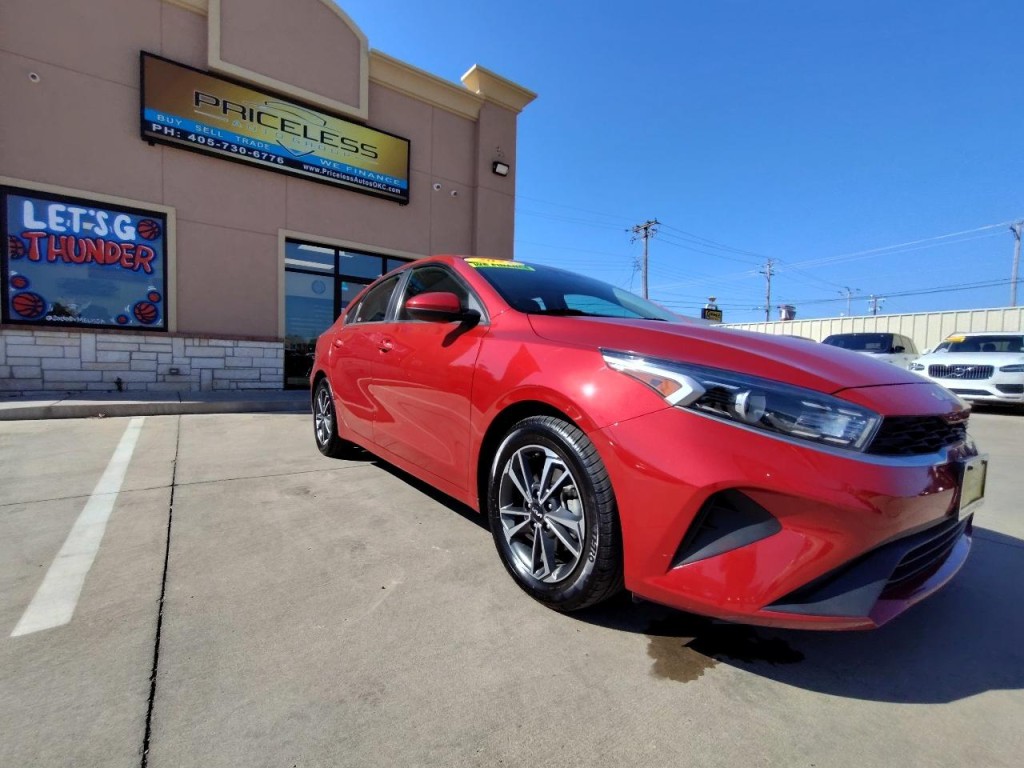 2022 Kia Forte Image 2