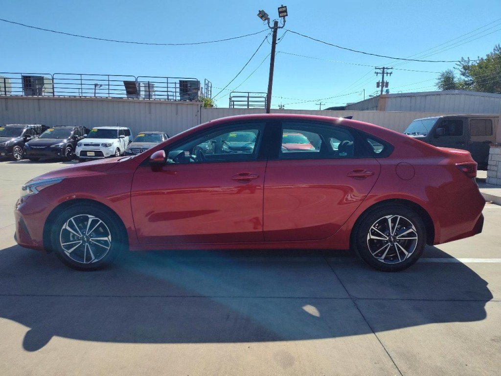 2022 Kia Forte Image 7