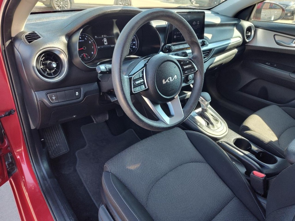 2022 Kia Forte Image 16