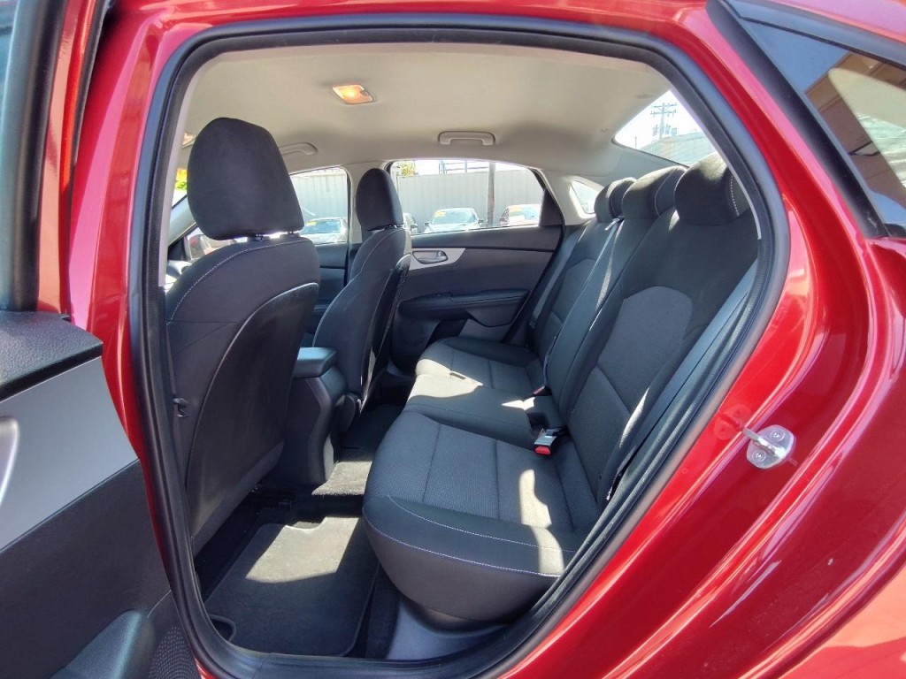 2022 Kia Forte Image 28