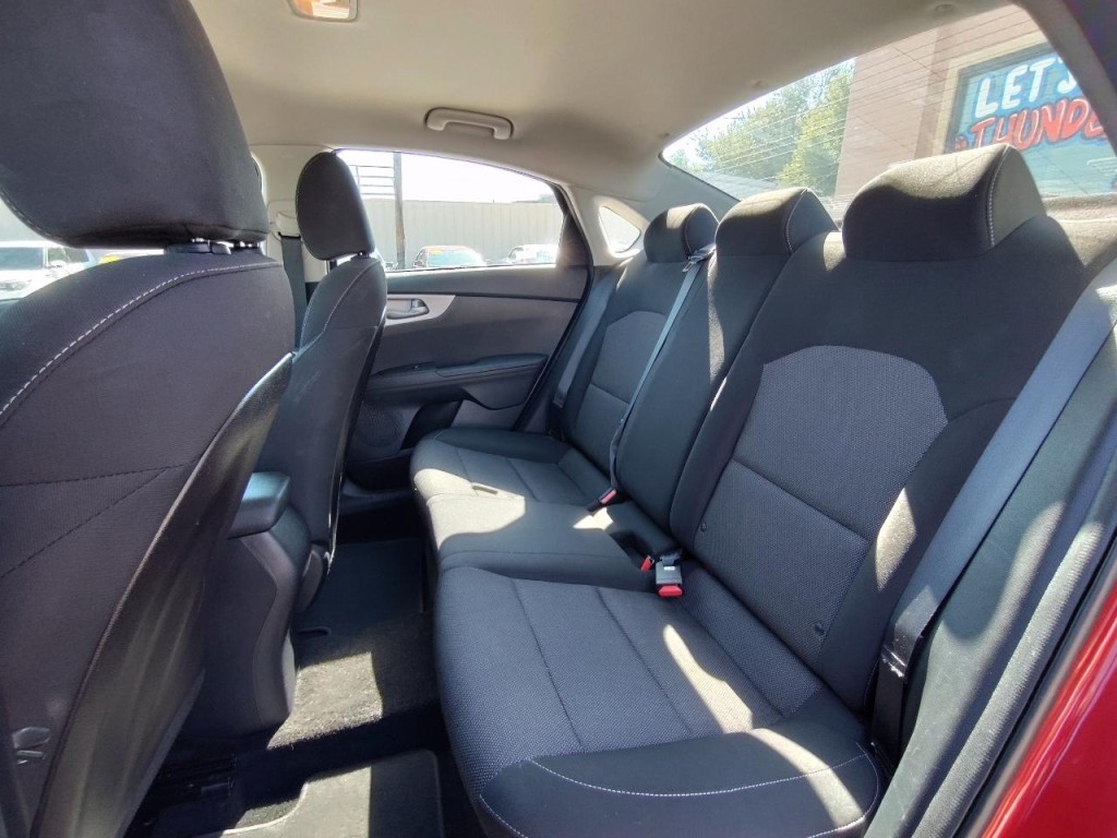 2022 Kia Forte Image 29