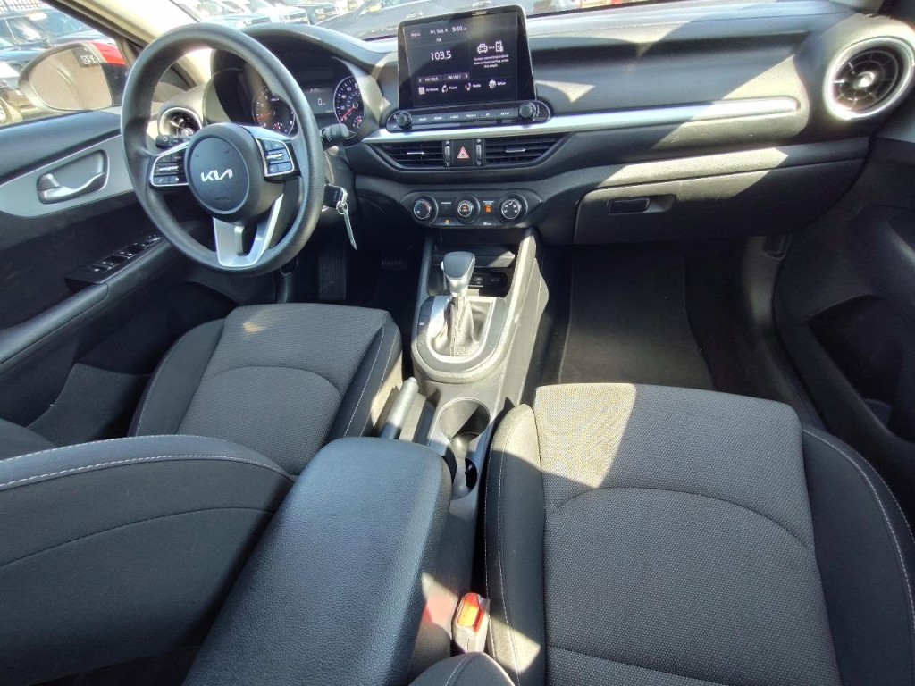 2022 Kia Forte Image 33