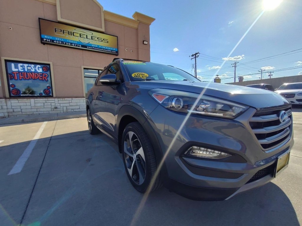 2016 Hyundai Tucson Image 2