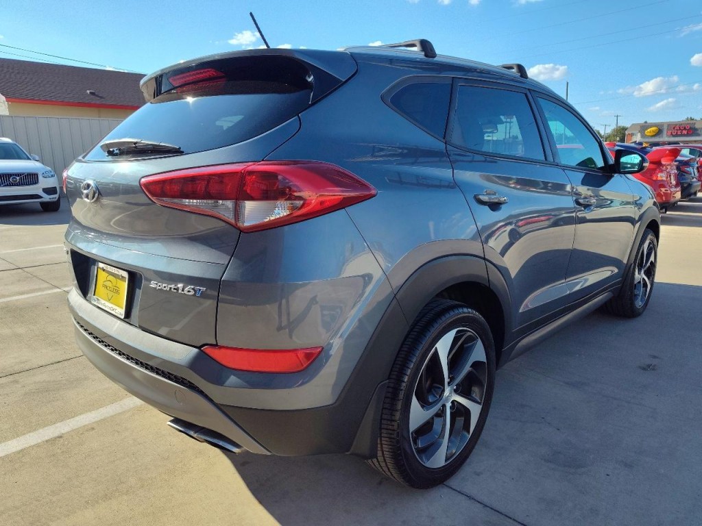 2016 Hyundai Tucson Image 4