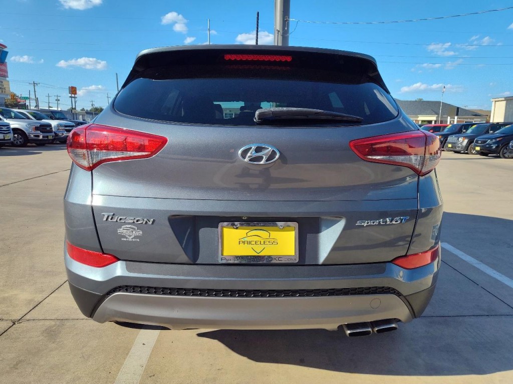 2016 Hyundai Tucson Image 5
