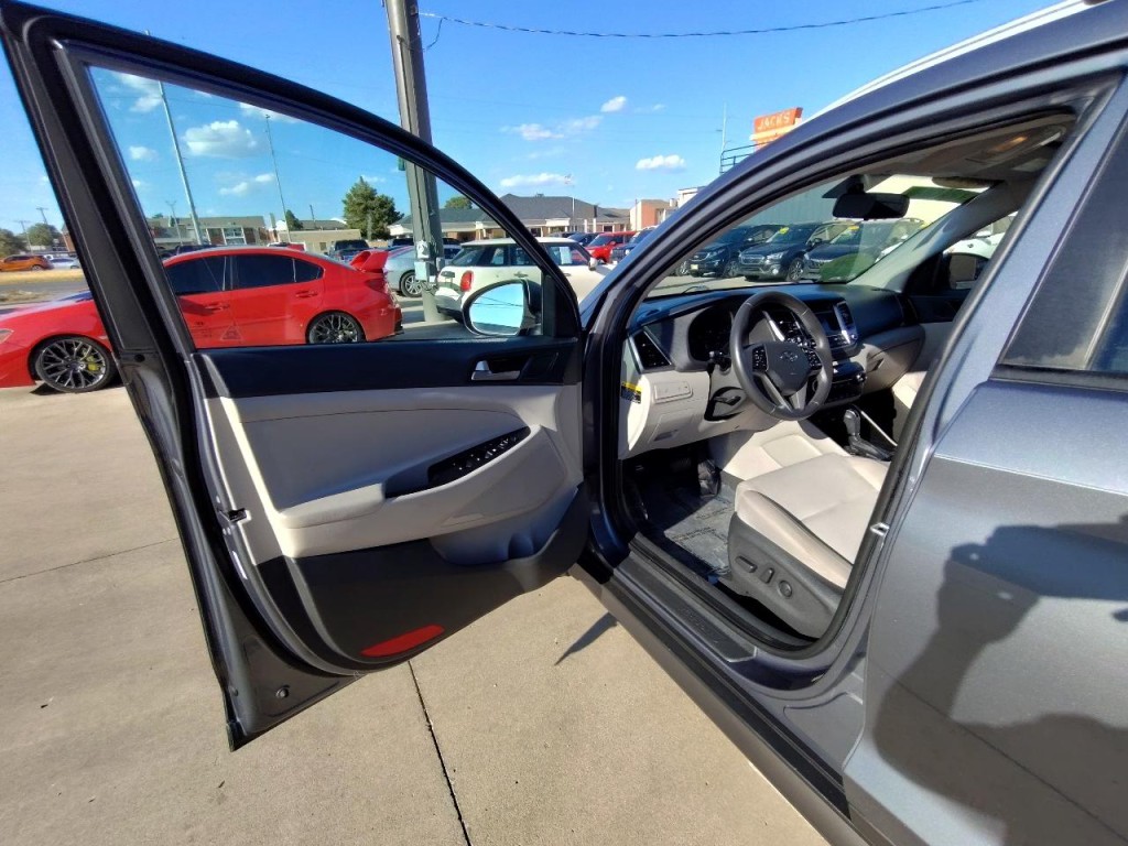 2016 Hyundai Tucson Image 14