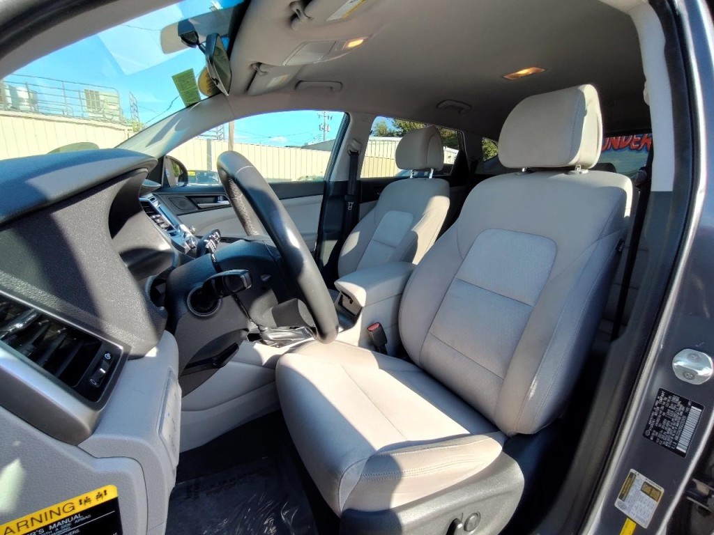 2016 Hyundai Tucson Image 16