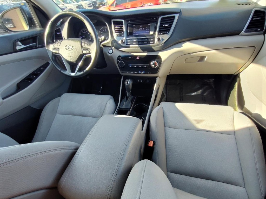 2016 Hyundai Tucson Image 36