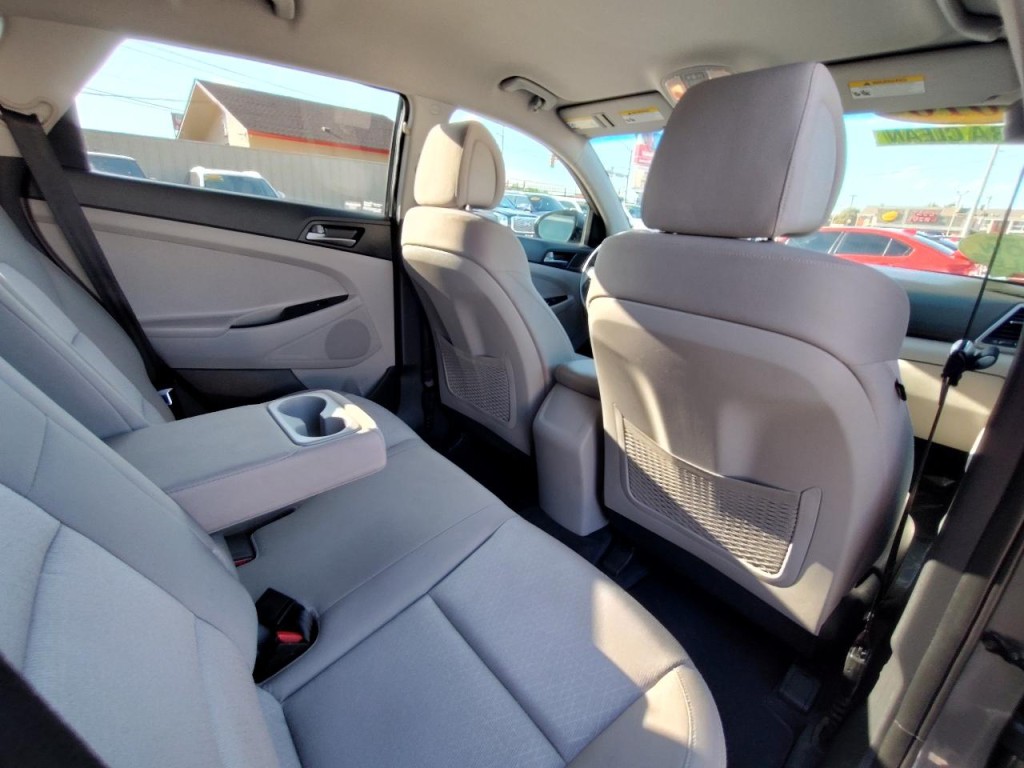 2016 Hyundai Tucson Image 40