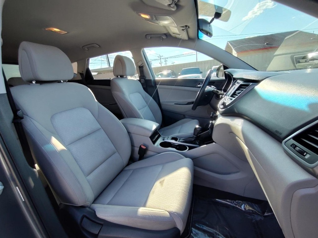 2016 Hyundai Tucson Image 43