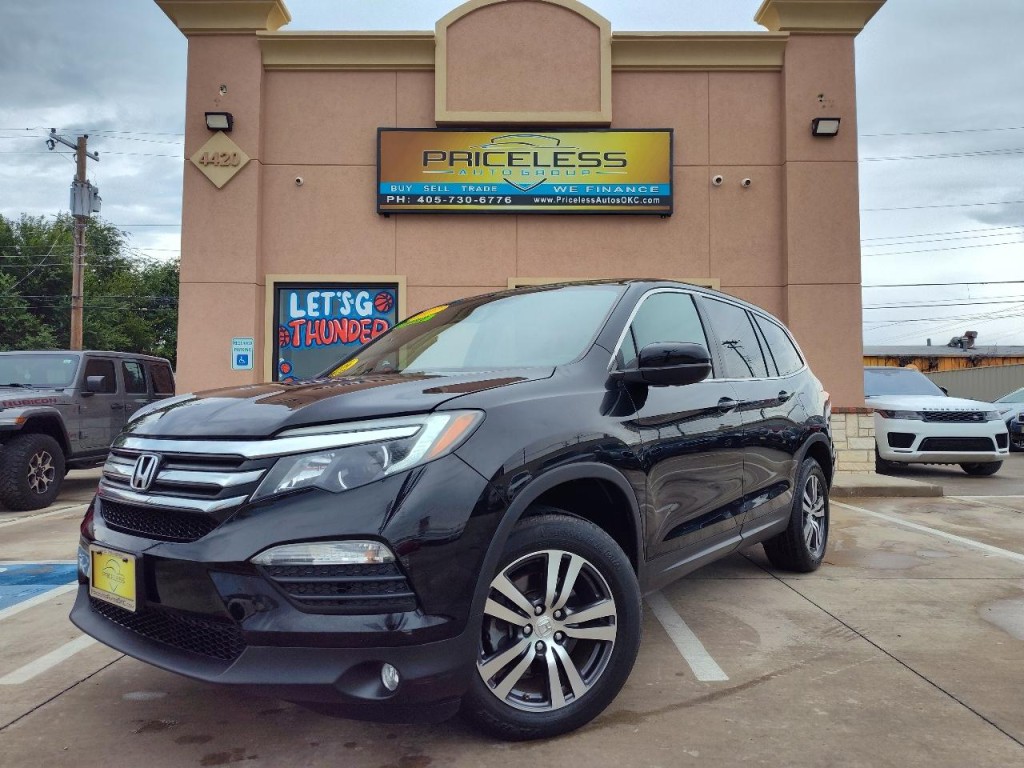 2017 Honda Pilot Image 1