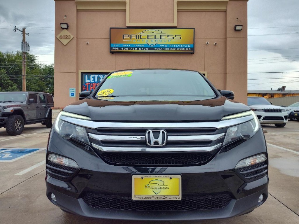 2017 Honda Pilot Image 8