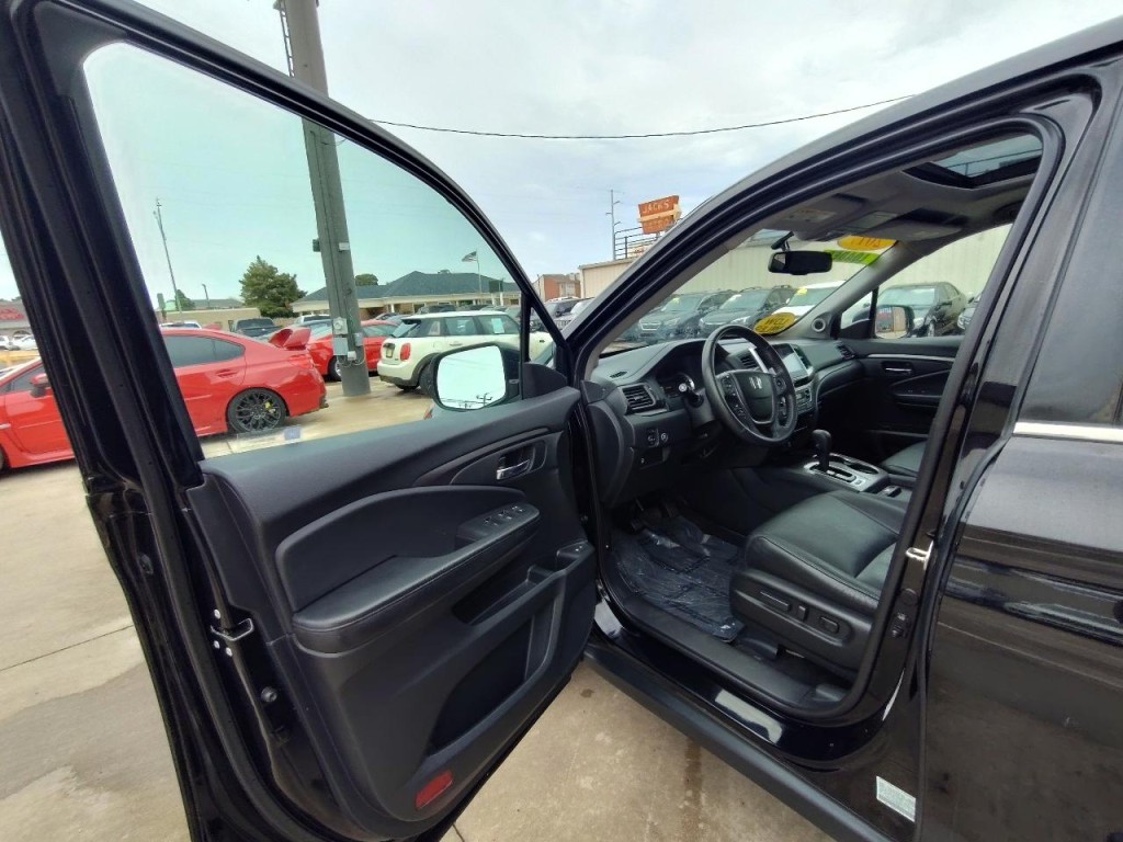 2017 Honda Pilot Image 13