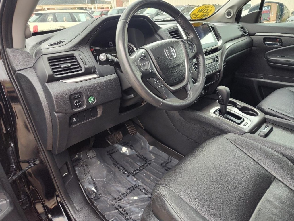 2017 Honda Pilot Image 14