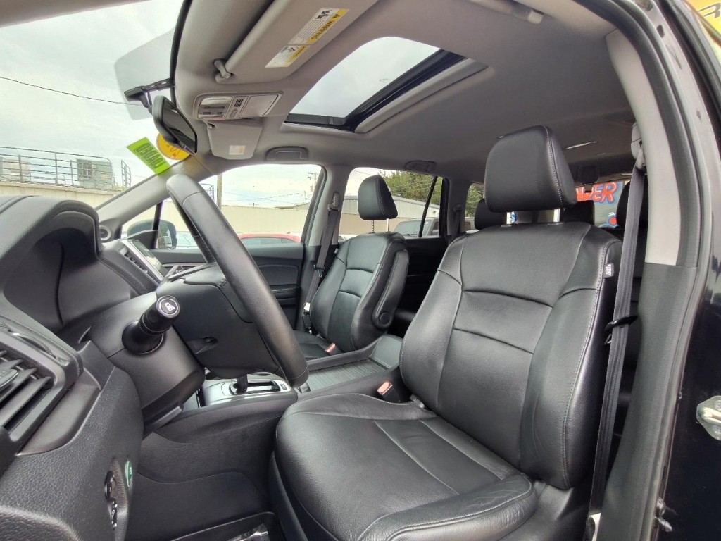 2017 Honda Pilot Image 15