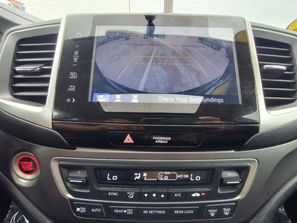 2017 Honda Pilot Image 21