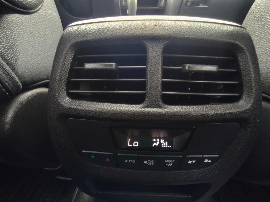 2017 Honda Pilot Image 35